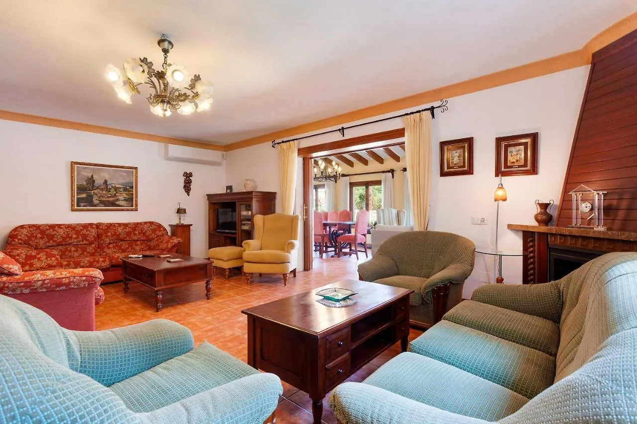 Can Minu Llucmajor  0*, Llucmajor (Mallorca) Spain