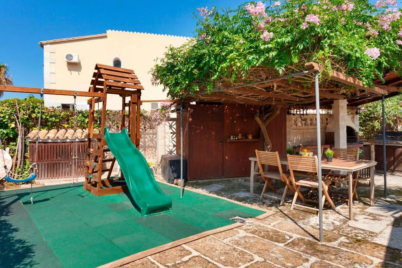 Can Minu Llucmajor  Villa